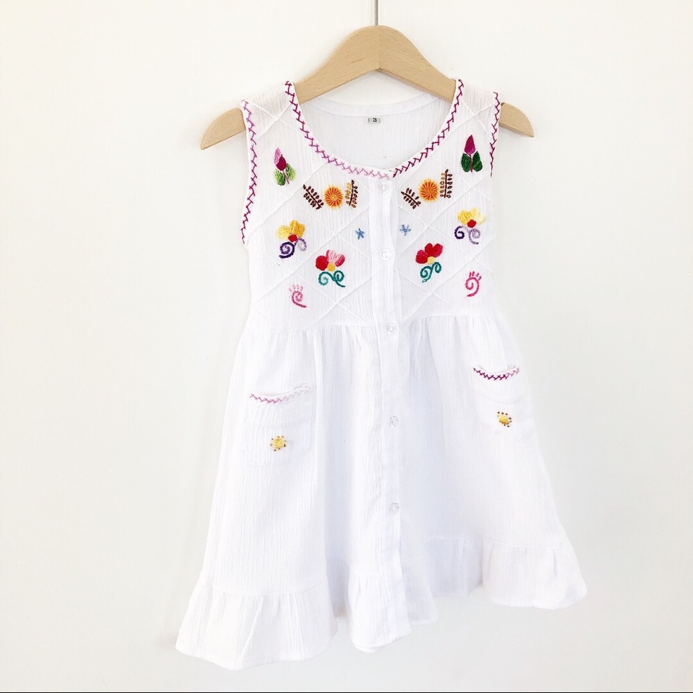100% cotton embroidered Ecuadorian dress size 3T - Picture 2 of 5